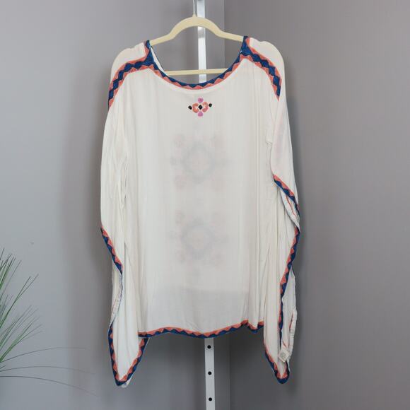 Chelsea & Violet Embroidered Boho Poncho Blouse Size Small Rayon Festival Top - Picture 2 of 6